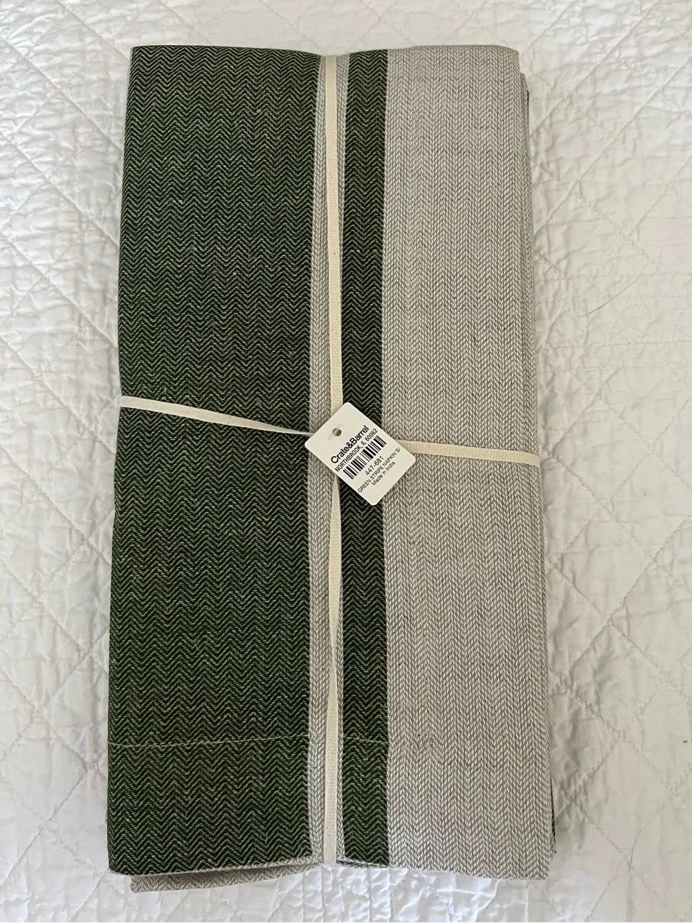 NWT CRATE & BARREL Green Linen Stripe Napkin Set
